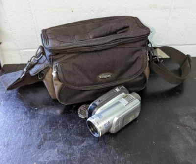 Panasonic PV-GS80 Mini DV Tape Camcorder 32x Optical Zoom, "Read Desc". - Image 1 of 4