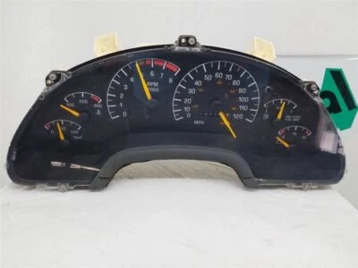 1993 Pontiac Grand Am Speedometer Instrument Cluster  - Image 1 of 4