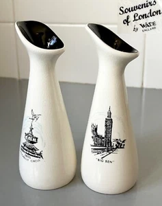 Vintage retro 1950's WADE England Art Pottery PAIR of LONDON SOUVENIR VASES - Picture 1 of 24