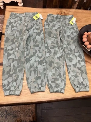 Girls All in Motion Camo Sweatpants Size M (8) NWT Lot Of 2 - Image 1 of 4