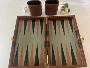 VTG Travel Backgammon set. Pre Owned but all sealed pieces. - Picture 1 of 5