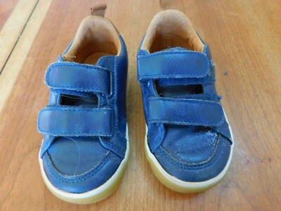 Old Navy blue leather shoes double strap toddler sz 6 - Image 1 of 4