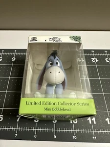 Disney's Winnie the Pooh Limited Edition Collector Series Mini Bobblehead Eeyore - Bild 1 von 6