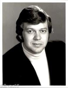 1981 VINTAGE NBC PHOTO Ombudsmann EXECUTIVE PRESIDENT TV-PRODUZENT DON OHLMEYER - Bild 1 von 2