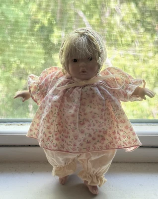 Muñeca bebé rubia cuerpo porcelana/tela bisque 7" Pauline Bjonness Jacobsen Foto 1 de 4