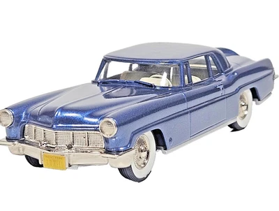 Brooklin 1/43 Scale BRK 11 1956 Lincoln Continental MK II Coupe Blue Boxed Model - Image 1 of 4