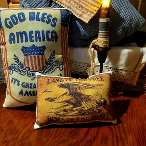 Primitive FarmHouse Patriotic Land Of Free Eagle Tuck Pillow PEG/DOOR HANGER - Picture 1 of 2