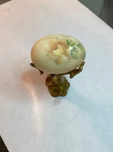 Antique Hand Painted & Signed Egg On Stand Yan Key - Picture 1 of 10