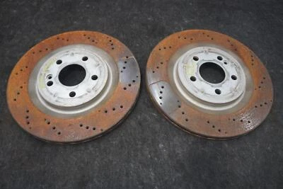 Conjunto 2 rotores de freio a disco traseiros esquerdo direito 2474230400 Mercedes GLB35 AMG X247 2021 - Imagem 1 de 4