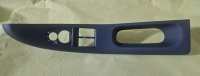 AUDI A3 S3 8L INTERIOR DOOR GRAB HANDLE SHELL DRIVERS SIDE GREY 8L3867172B 5ES - Image 1 of 4