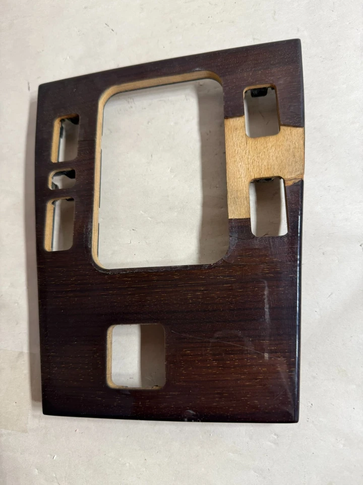**Mercedes Benz W140 W202 S420 C220 500SEC Palanca de cambios de ventana Borde Bisel Madera Foto 1 de 4