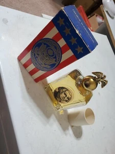VINTAGE AVON  "SPICY" AFTER SHAVE COLOGNE, GEORGE WASHINGTON, FULL BOTTLE - NOS - Picture 1 of 5