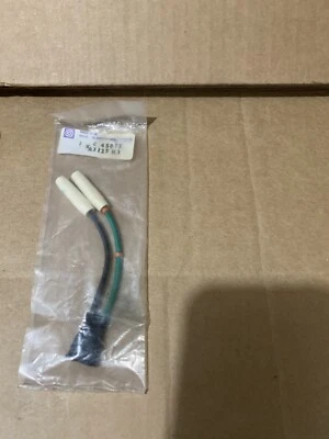 JAGUAR  fan switch connector wire LEAD FOR THERMOSTATIC SWITCH C 45073 - Image 1 of 4