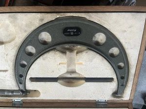 mitutoyo caliper 9 - 10” , .0001 - Picture 1 of 4