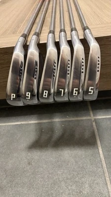 Juego de hierro forjado ONOFF Kuro 2025 5-pw / NS MODUS3 TOUR110 S Foto 1 de 4