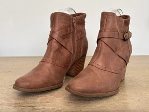 Botines Baretraps Launa marrón rojizo para mujer talla 8M - Imagen 1 de 9