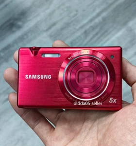 Samsung MV Series MV800 16.1MP Touch Screen Digital Camera -90-95% New - Picture 1 of 8