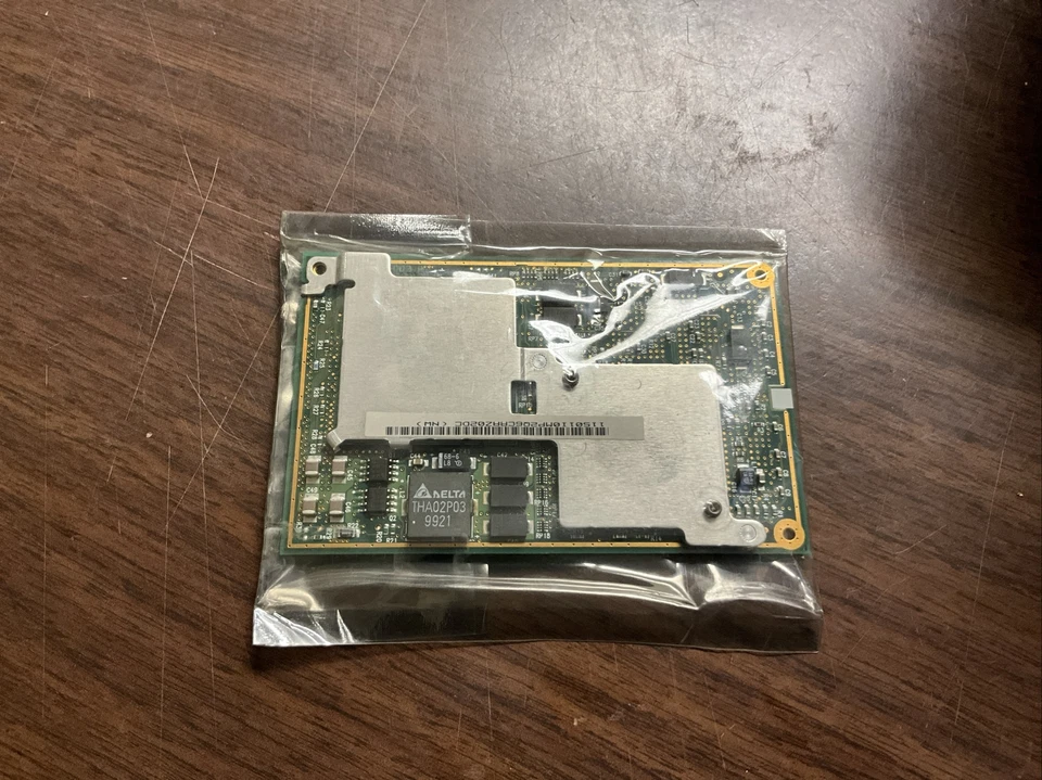 INTEL PENTIUM II MMC-2 AA 714451-204 266 MHZ CPU PROCESSOR - Image 1 of 3