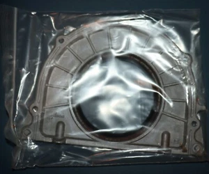 GM OEM-Engine Crankshaft Crank Seal 12637710 - Picture 1 of 2