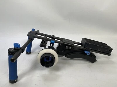 Redrock Micro Shoulder mount Rig with follow focus - Image 1 of 4