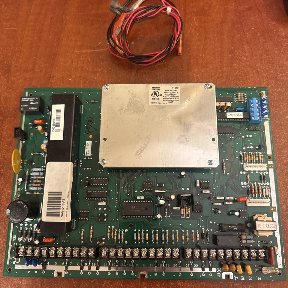 Placa de control Honeywell Ademco Vista 128SIAT WAV128BSIA-21.2 Rev-11.2 CAJA ABIERTA. Foto 1 de 4