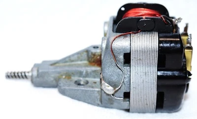 Lionel 681-100 Motor Fits 671RR, 681, 682 Etc - Image 1 of 4