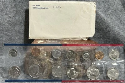 US Mint 1981 Uncirculated Coin Set Denver & Philadelphia OGP Free Shipping - Image 1 of 3