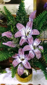 PRETTY Bouquet of Lilies/Decor/Crochet Pattern INSTRUCTIONS ONLY - Picture 1 of 1