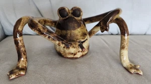 Rana fumatrice sigari ceramica artistica 3D fatta a mano rara vintage - Foto 1 di 11