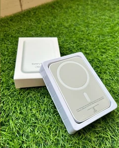 9000000mah Power Bank Portable Wireless Charger Magnetic Battery Pack For iPhone - Picture 1 of 2