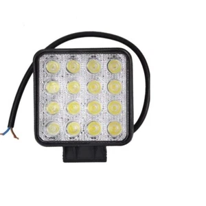 OCCASIONE FARO LUCE LED OFF ROAD FUORI STRADA JEEP QUADRATO 48W RICONDIZIONATO - Picture 1 of 1