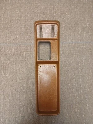 Mercedes OEM W108 W109 W111 Center Console 280SE - 108 841 0574. Good Condition. - Image 1 of 4