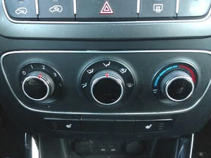 15 KIA SORENTO Heater A/c Control W/o Navigation; Manual Temperature Control - Picture 1 of 1