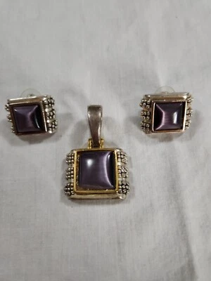 Juego de colgantes y pendientes de joyería de moda.  Ajuste plateado ornamentado.  Piedra púrpura Foto 1 de 4