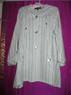 CHAQUETA DE LINO/VISCOSA BLANCA Y TOSTADA CON CAPUCHA, ETIQUETA JONES N.Y., TALLA S./M. Foto 1 de 4