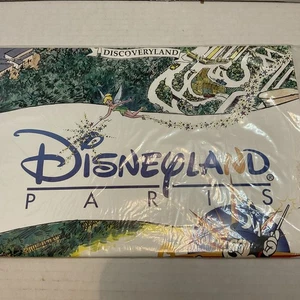 Mapa del parque recuerdo París Euro Disneyland Resort 1992 vintage paquete original - Imagen 1 de 4