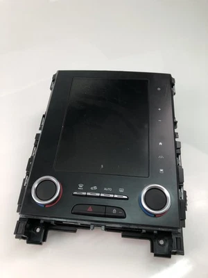 Computer di bordo Renault Megane III Coupè DZ0/1 A94-E32483 20384472 - Immagine 1 di 4