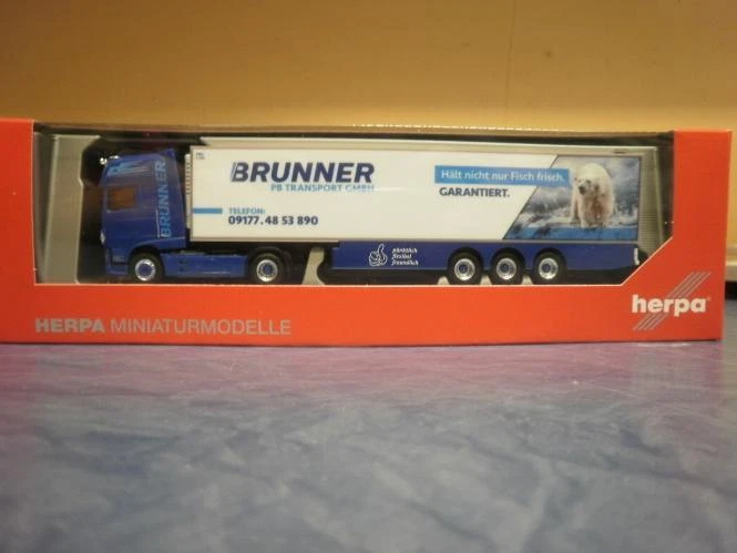 Herpa LKW DAF 106 XF Aerop. SSC Kühl-KSZ PB transporte/Brunner 310055 - Bild 1 von 1