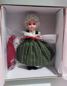 Madame Alexander ALTE DAME IM LEBKUCHENHAUS Puppe - Bild 1 von 12