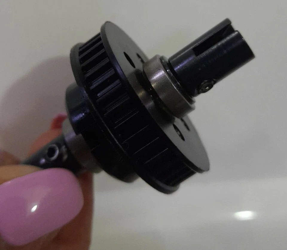 FERRARI F2004 KYOSHO1/8 DIFFERENZIALE POSTERIORE COMPLETO ART DEAGOSTINI - Immagine 1 di 1