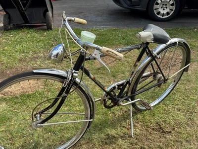 Vintage 1961 Schwinn Traveler Men's 3 Speed Bicycle Black - Image 1 of 4