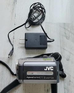 JVC Hard Disk Camcorder 30GB Everio GZ-MG130U Video Camera w/ Battery & Charger - Picture 1 of 10