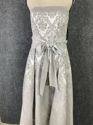 Vestido de Noche NY & Co Sin Tirantes Nuevo con Etiquetas Damasco Gris Plateado Talla 8 MIDI Corbata Satinada Foto 1 de 4