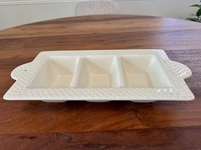 Bandeja de plato Nora Fleming Swiss Dot 3 secciones tuercas inmersiones 15x7 retirado difícil de encontrar como nuevo Foto 1 de 4