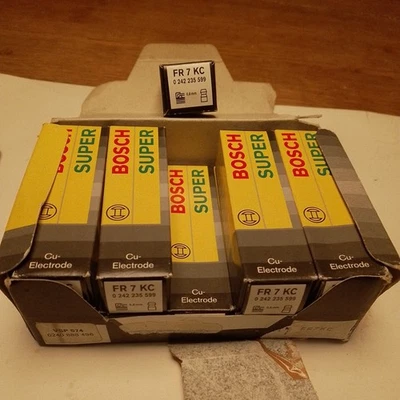 BOSCH   SPARK PLUG  FR7KC 0242235599 TOYOTA YARIS VITZ COROLLA MR2 SUPRA  X 1 - Image 1 of 2