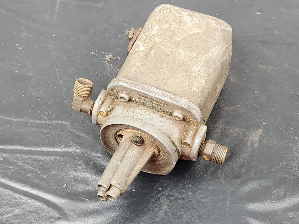Autopulse Model 500 Fuel Pump 6 volt UNTESTED - Изображение 1 из 4