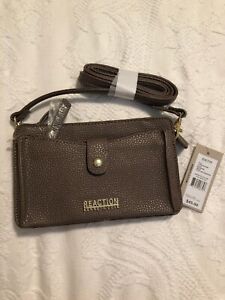 NWT Reaction Kenneth Cole Crossbody Purse (retails $45) Green w/ Gold Hardware