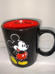Taza de café Walt Disney Mickey Mouse NEGRA Y ROJA (Gran regalo) - Imagen 1 de 8