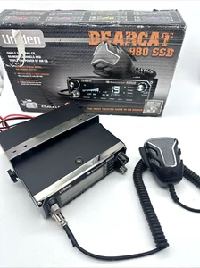 Uniden Bearcat 980 SSB CB Radio *Partially Tested *READ - Zdjęcie 1 z 10