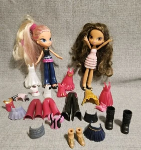 MGA Bratz Kidz 2 Dolls  + Snap On Clothes Shoes Accessories Yasmin & Chloe - Picture 1 of 9